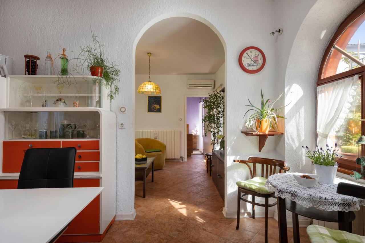Apartment Below The Stars Rovinj Extérieur photo