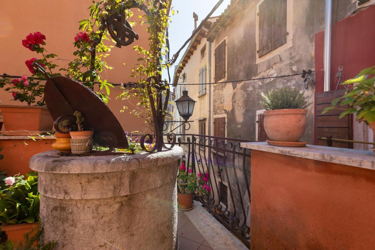 Apartment Below The Stars Rovinj Extérieur photo